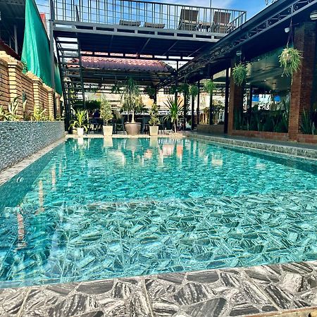 ואנג ויינג Win Hotel מראה חיצוני תמונה