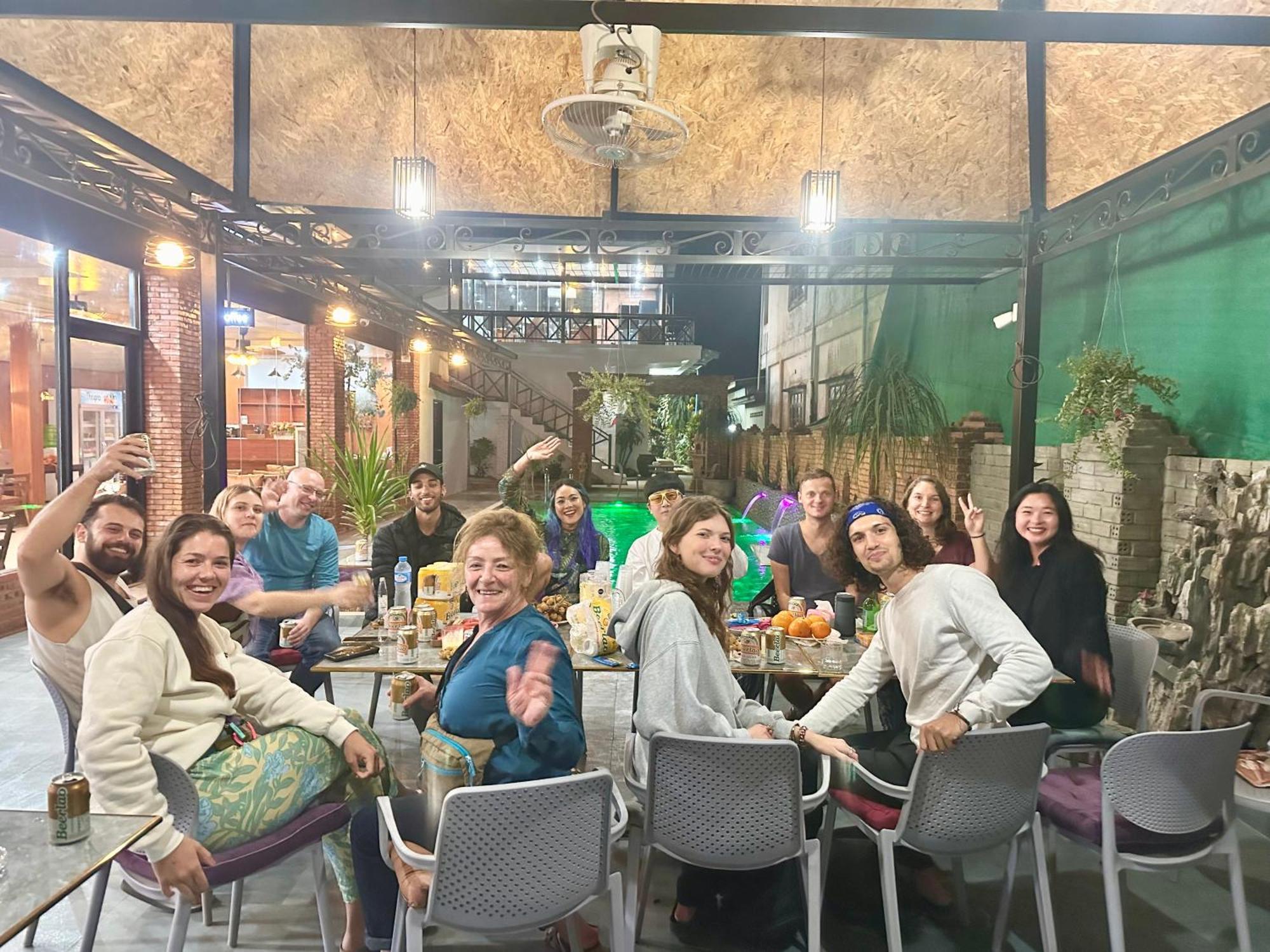 ואנג ויינג Win Hotel מראה חיצוני תמונה